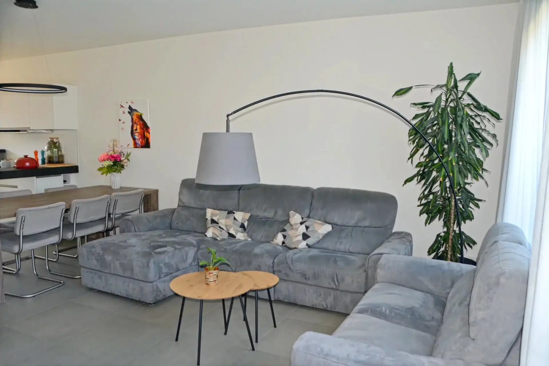 STIJLVOLLE ENERGIEZUINIGE NIEUWBOUWWONING MET 3 SLPK  IN CENTRUM LANAKEN ! foto 5