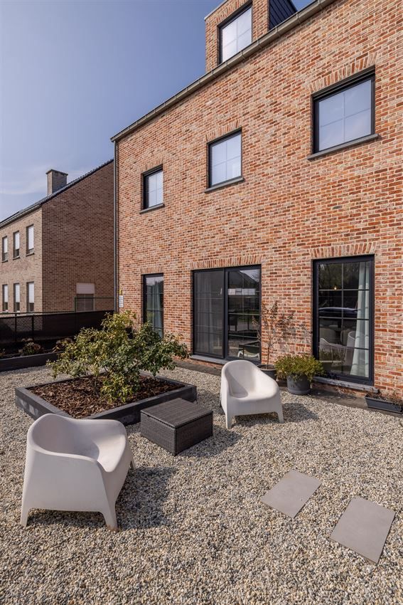 2 grote slk, 123m², hoogwaardige afwerking met tuintje en EPC A. foto 25