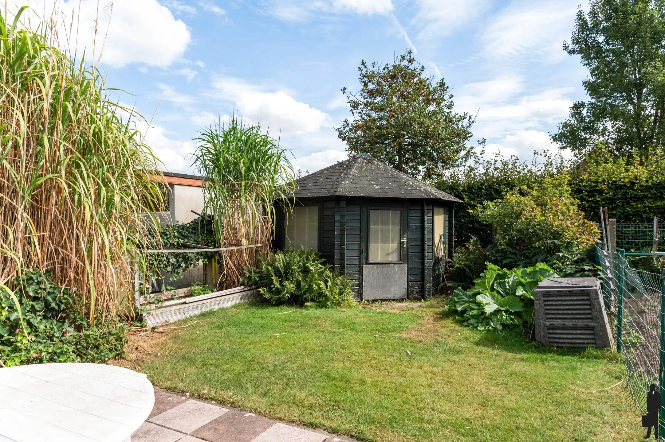 Karaktervolle split-level woning met 4 slpks en zonnige tuin foto 13