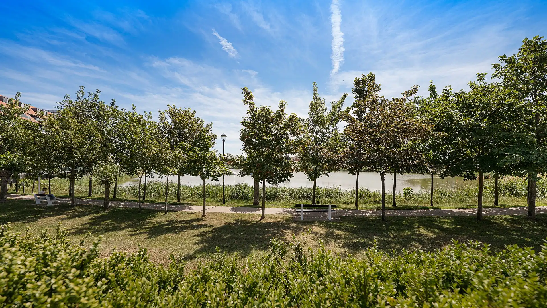 Te renoveren villa met frontaal zicht op het Zegemeer Knokke. foto 2