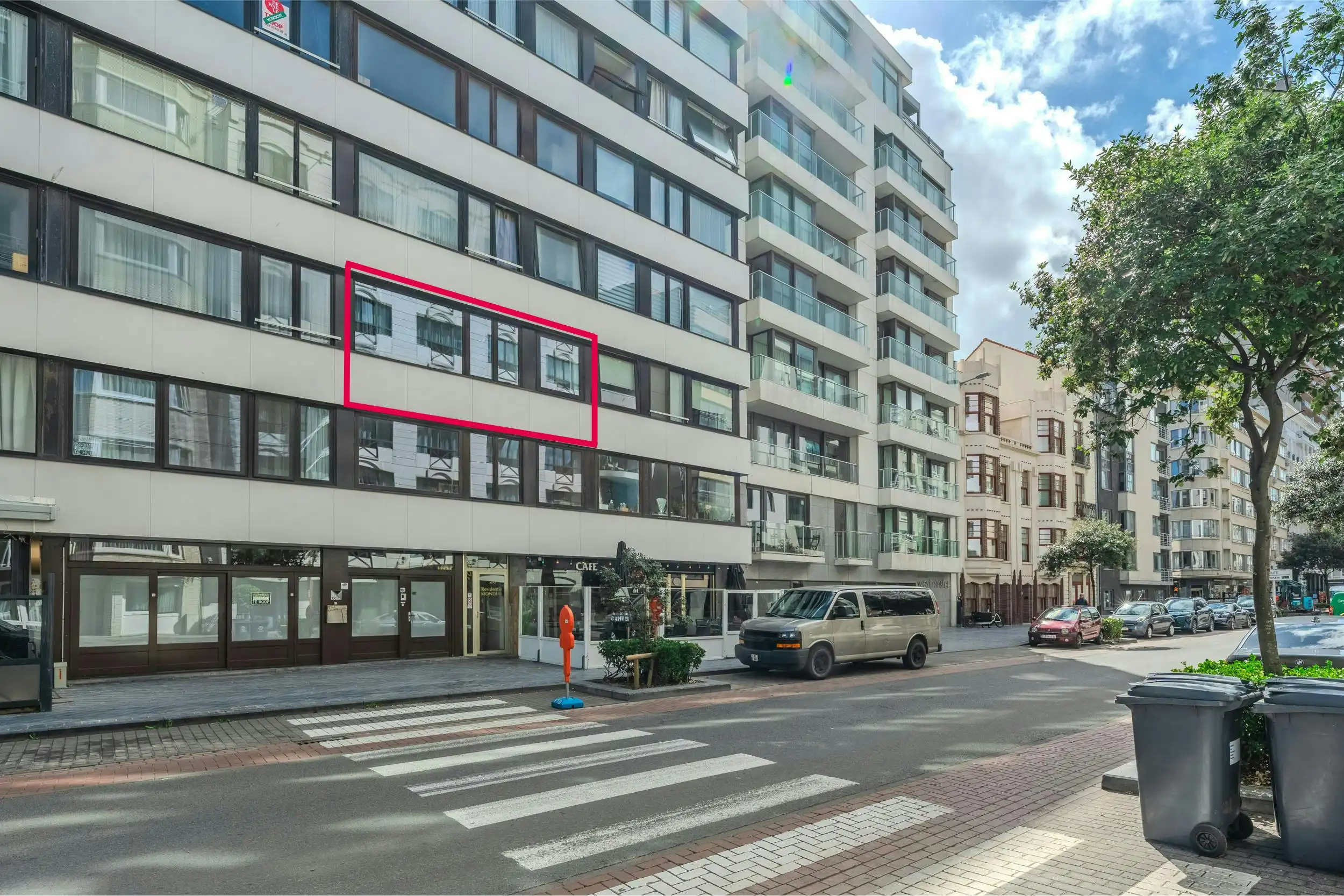 Prachtig appartement te koop te centrum Oostende vlakbij zee foto 3