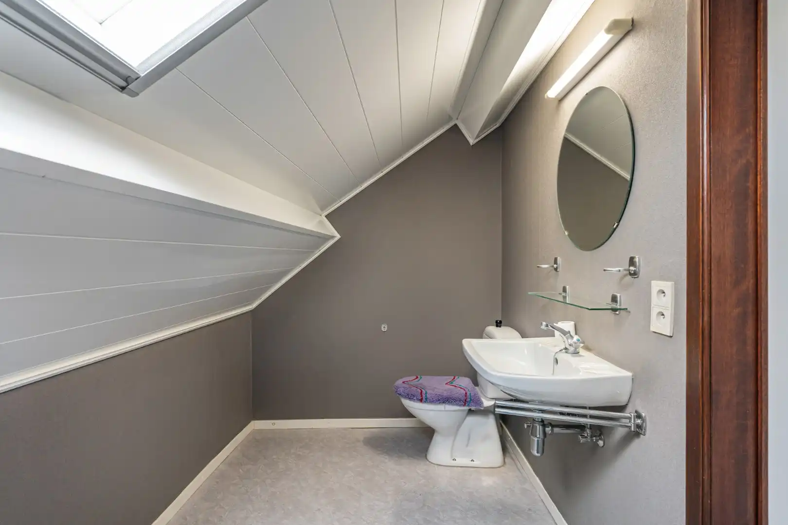 Verzorgde gezinswoning op een perceel van 9a08ca, gebouwd in 1988 op een rustige locatie nabij het centrum van Neeroeteren!  foto 27