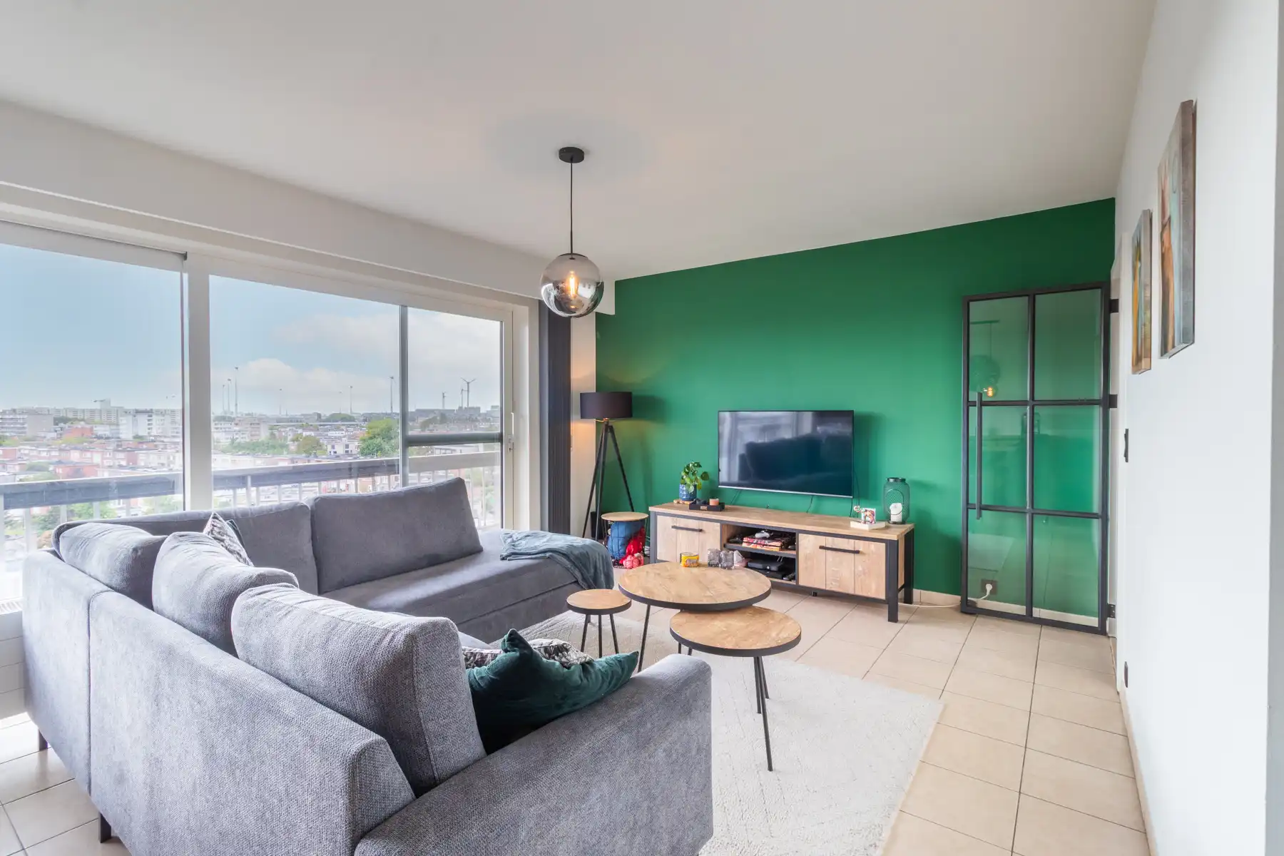 Licht en ruim appartement met prachtig uitzicht foto 4