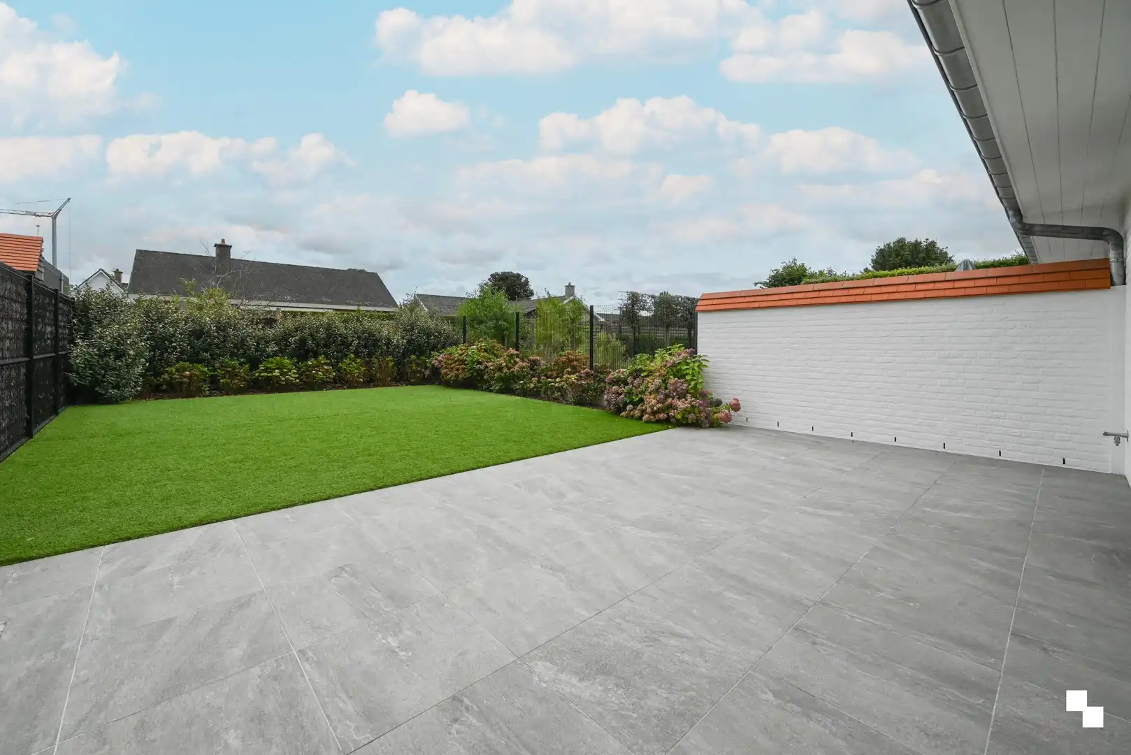 Gemeubelde high-end woning in rustige buurt in Waregem foto 10