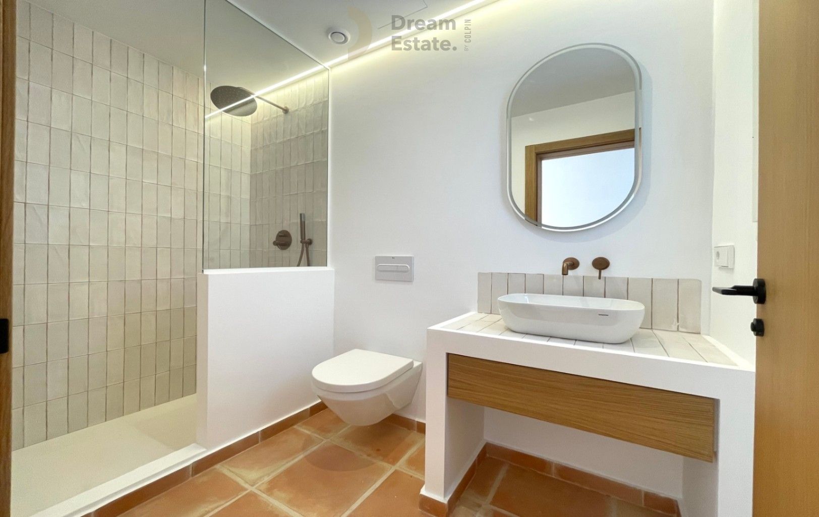 Luxe Ibiza-Style Villa met Panoramisch Bergzicht foto 35