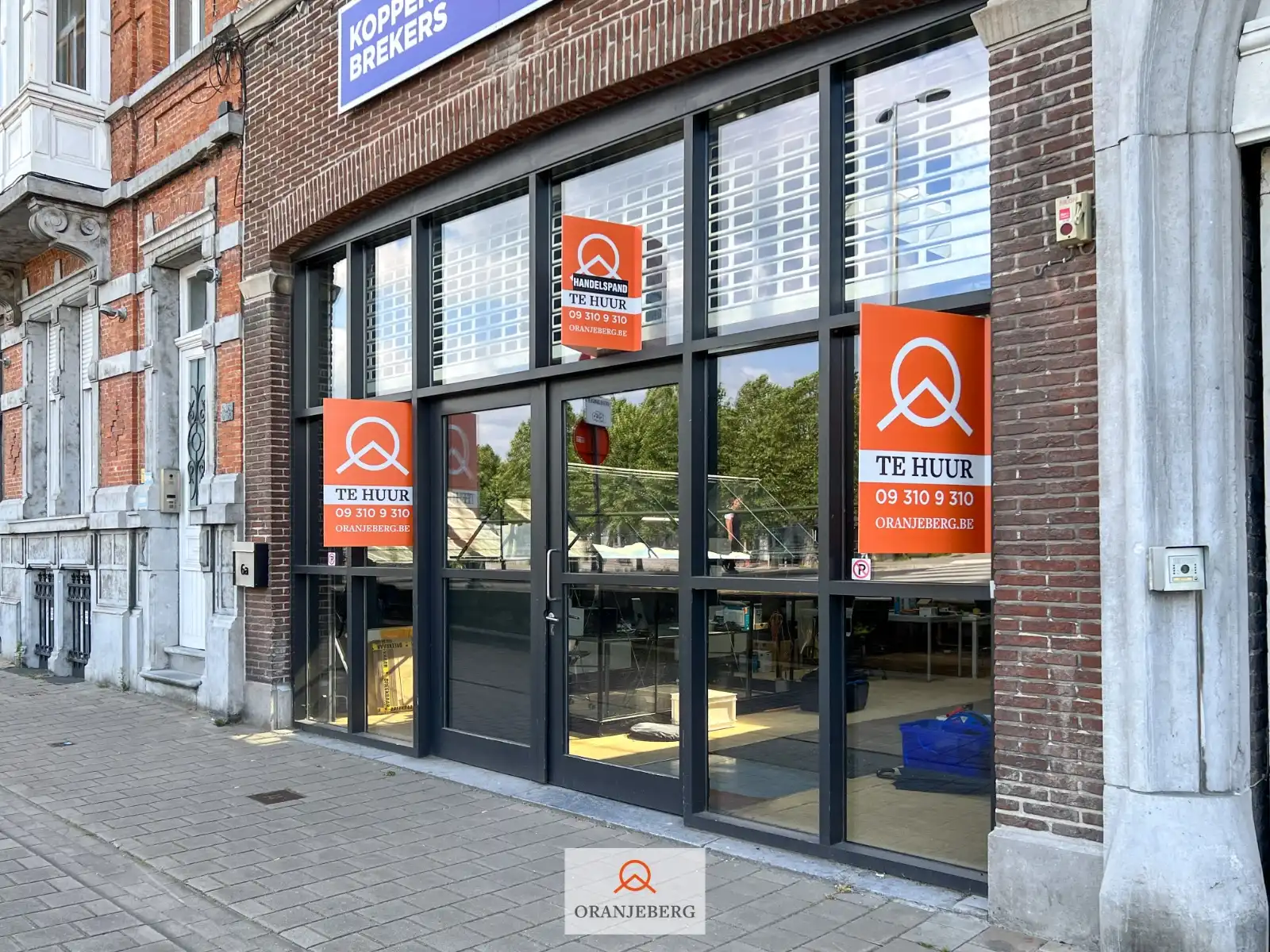 Multifunctioneel ruim pand aan Portus Ganda foto {{pictureIndex}}