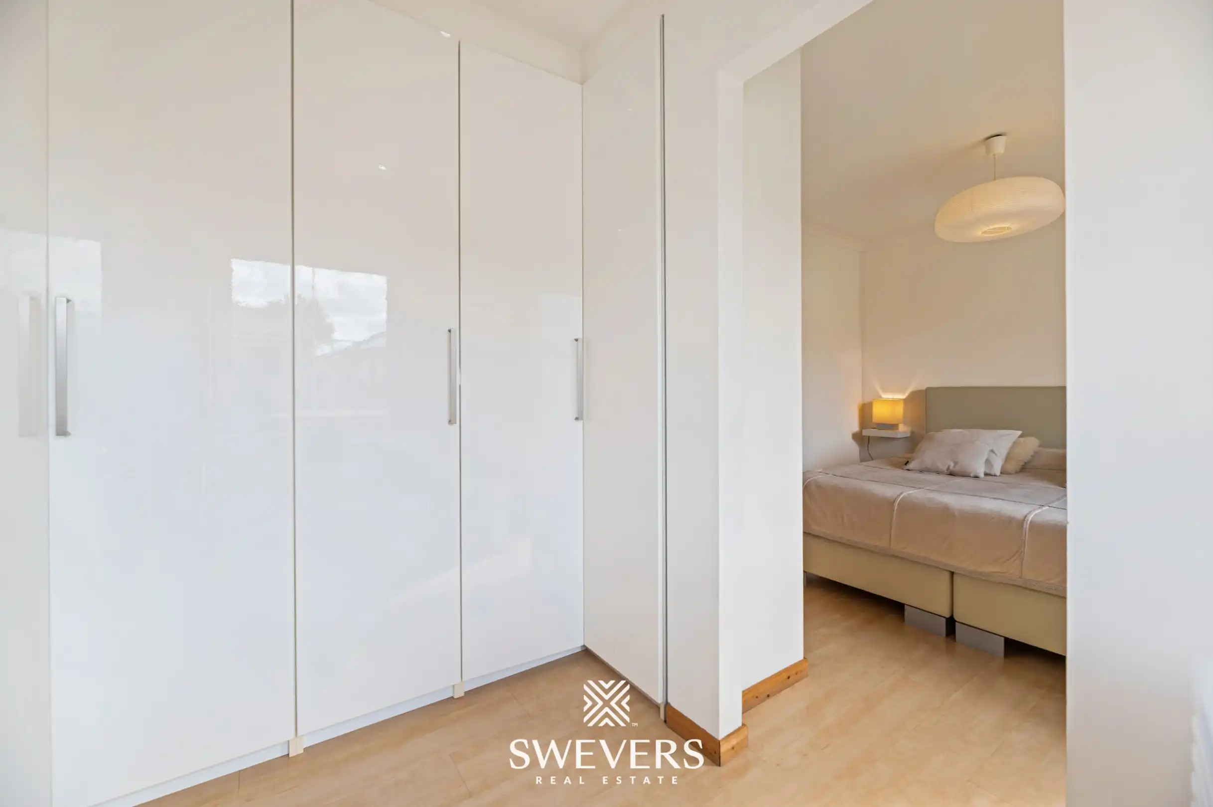 Instapklaar gelijkvloers appartement met ruime privatieve tuin, poolhouse en carport in Heusden-Zolder foto 14