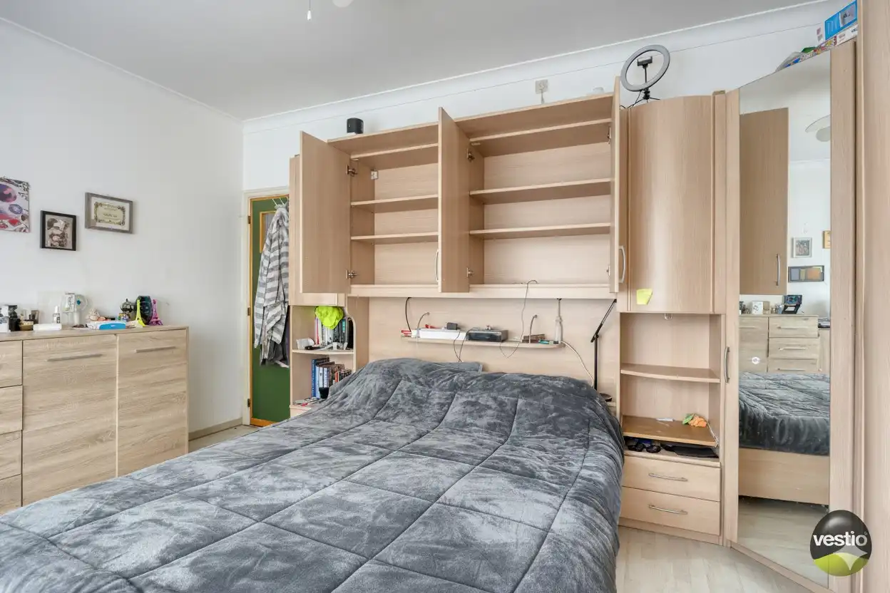 OP TE FRISSEN OB IN HET LANDELIJKE GROTE SPOUWEN foto 8