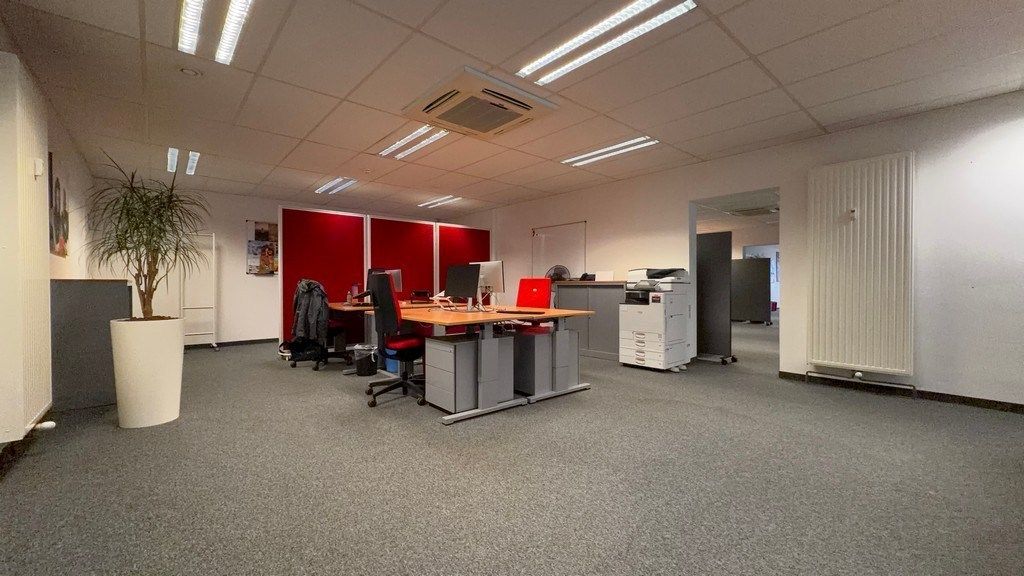 Gelijkvloerse kantoren te koop langs Singel in Antwerpen foto 10