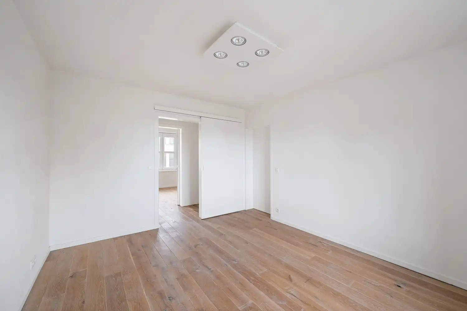 SUBLIEM VERBOUWDE HERENWONING KEIZERSPLEIN AALST foto 16