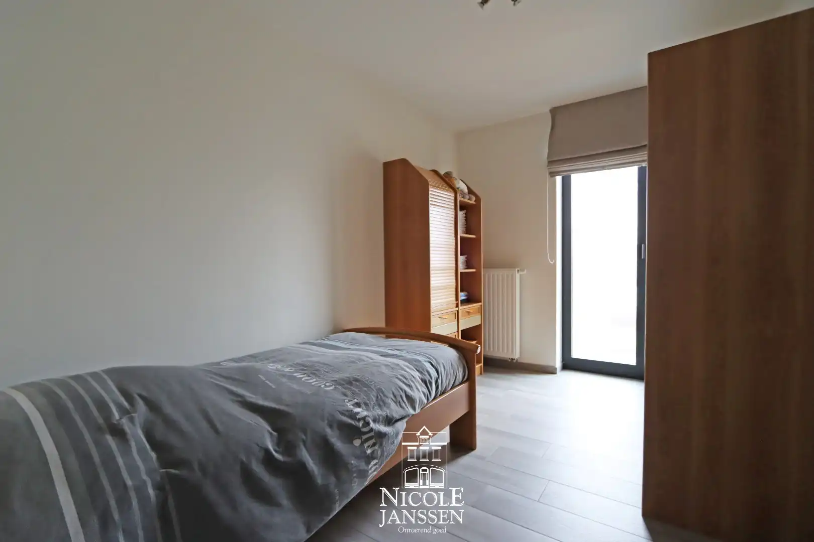 Schitterend appartement met drie slaapkamers, terras en autostandplaats foto 11