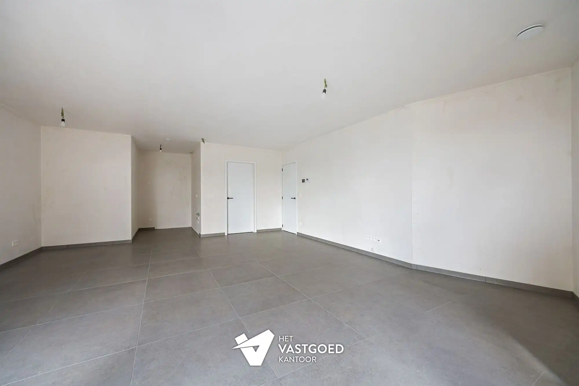 RUIM 1-SLAAPKAMERAPPARTEMENT MET AANGENAME BUITENRUIMTE foto 6