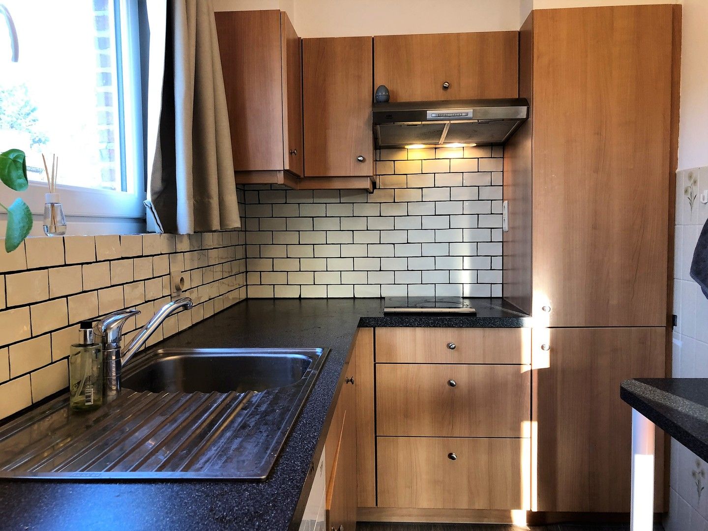 Appartement met 2 slaapkamers, terras én garagebox. foto {{pictureIndex}}