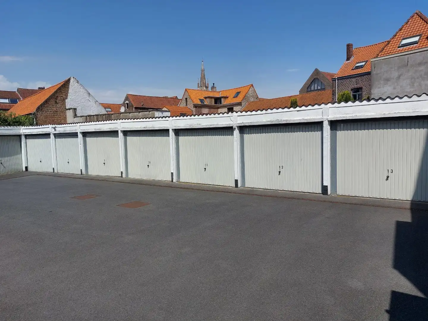 Garagebox in afgesloten complex  foto 5