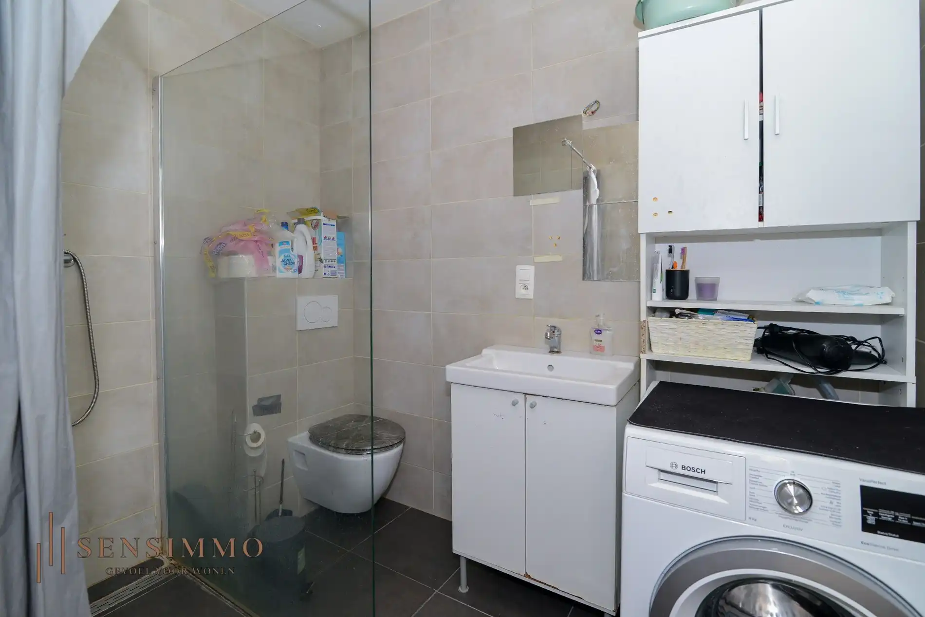 Eenslaapkamerappartement met parking en kelderberging foto 10
