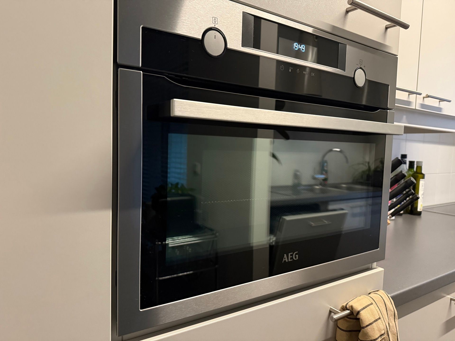 Instapklaar appartement met 2 slpks, autostpl en berging. foto 14
