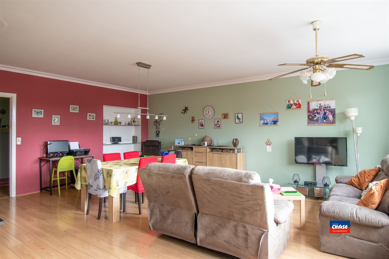 Appartement met 2 à 3 slaapkamers + staanplaats foto {{pictureIndex}}