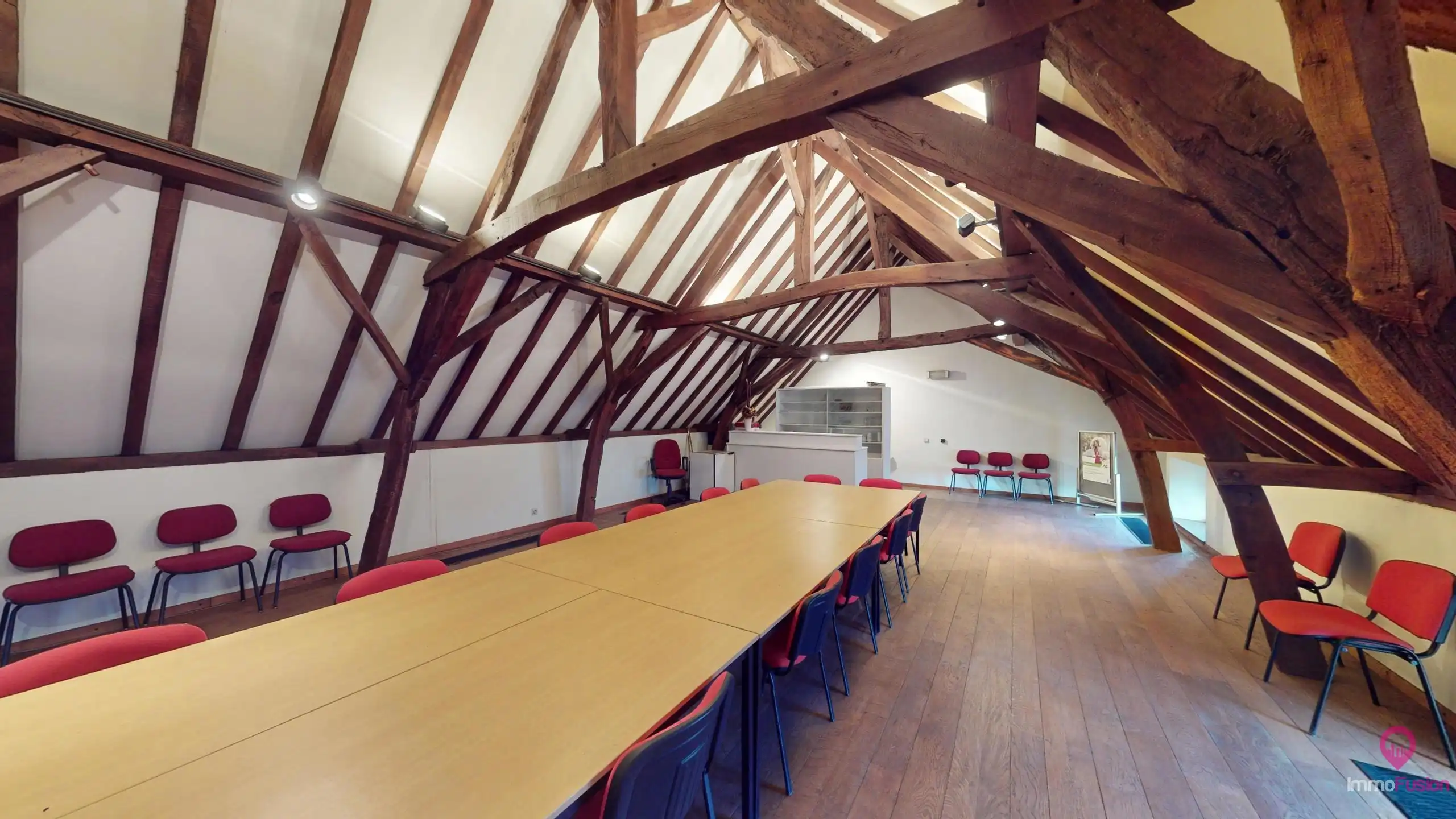 Historisch karakterpand van 380m² met kelder en binnentuin! foto 11