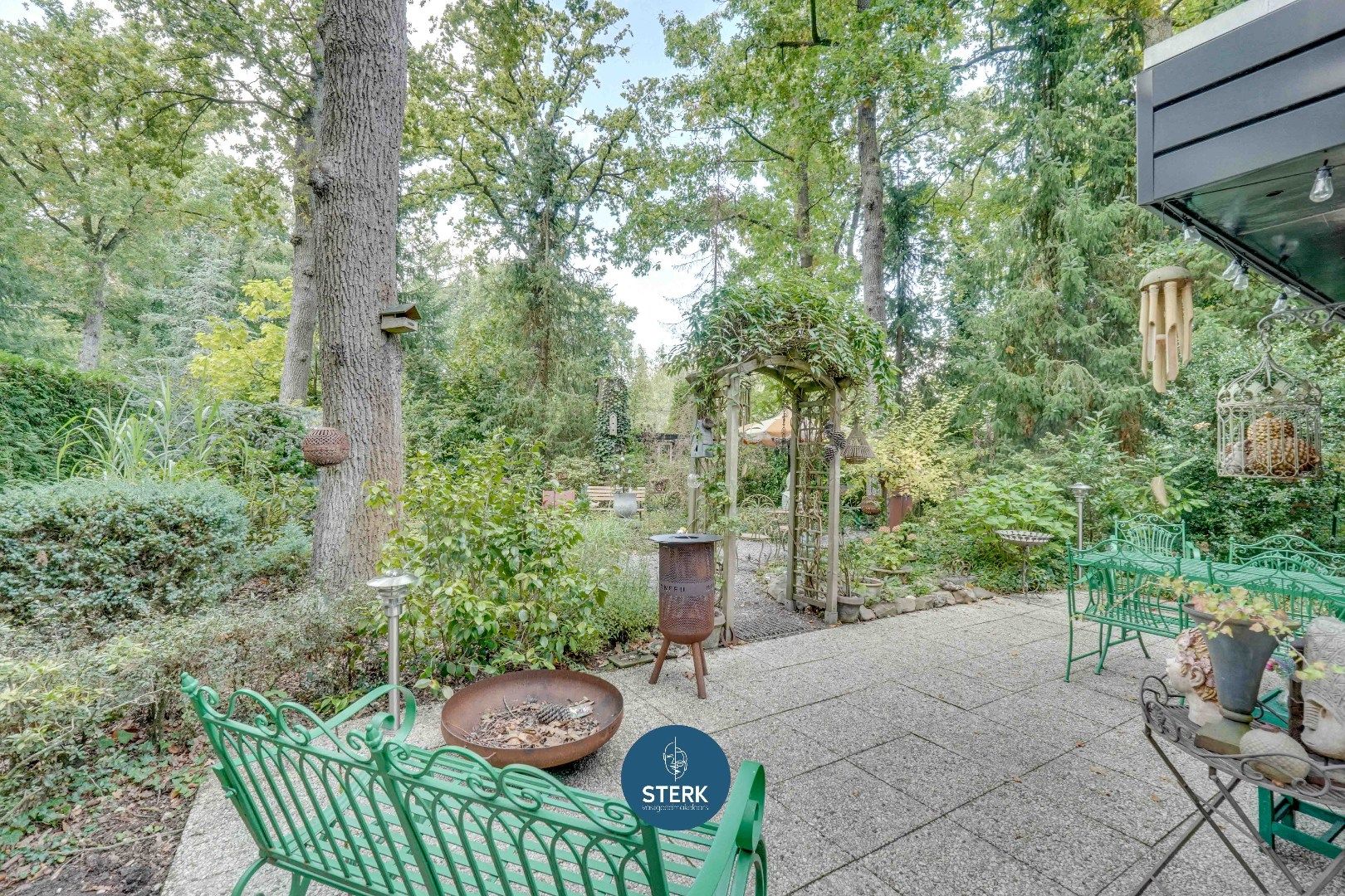 RECENT OPGEKNAPTE VAKANTIEWONING MET PRACHTIG GROEN UITZICHT !  foto 17