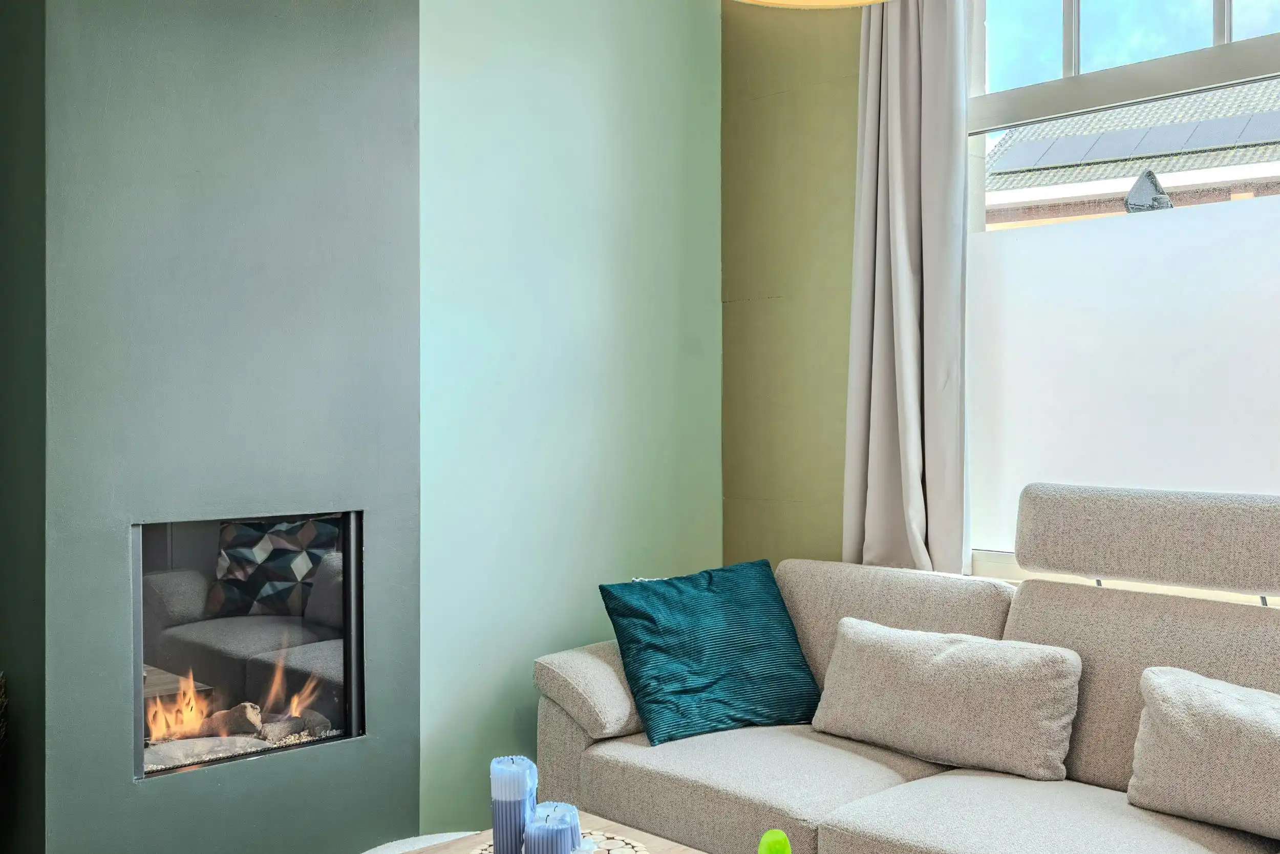 Recent gerenoveerd huis te koop in Ieper foto 5