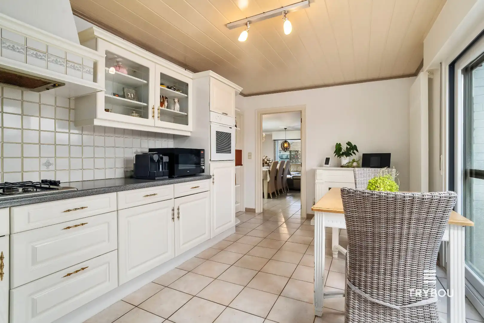 Alleenstaande gelijkvloerswoning op 719m². foto 6