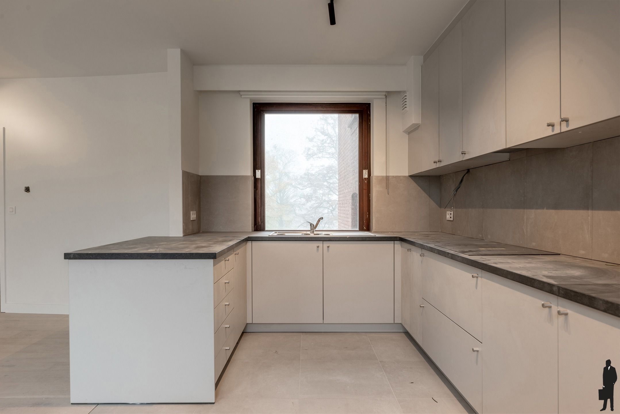 Gerenoveerd appartement 148m² met  groot zonneterras  foto 4