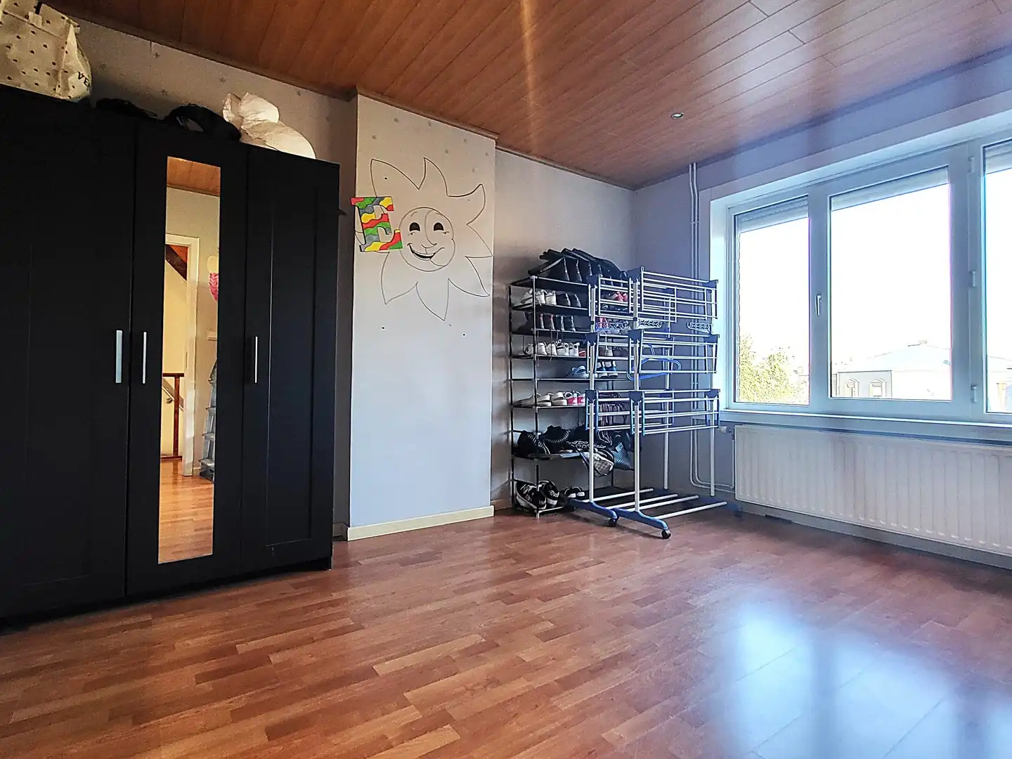 Verrassend ruime, instapklare woning met 3 slaapkamers en zuidger. tuinzone met terras. foto 20