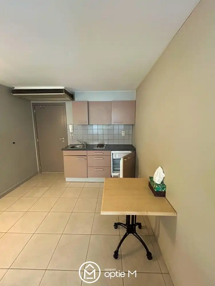Bemeubelde duplex studio te huur in Hasselt – centrumligging met zicht op de Walputstraat foto 6
