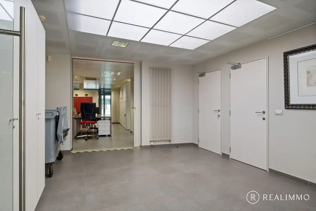 Recente opbrengsteigendom te Tiegem! foto 13