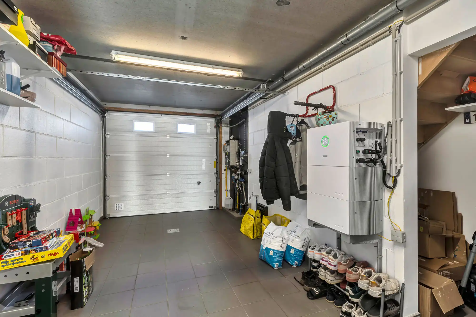 Moderne, instapklare en energiezuinige halfopen bebouwing foto 17