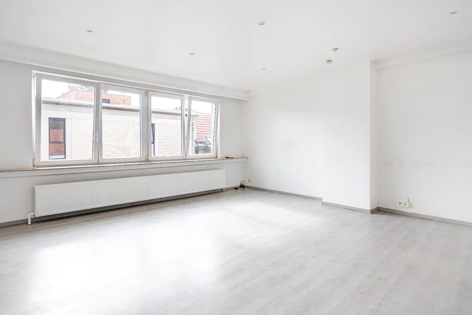 Instapklaar appartement in Hoboken-Antwerpen, EPC C, conform elektr. keuring foto 3