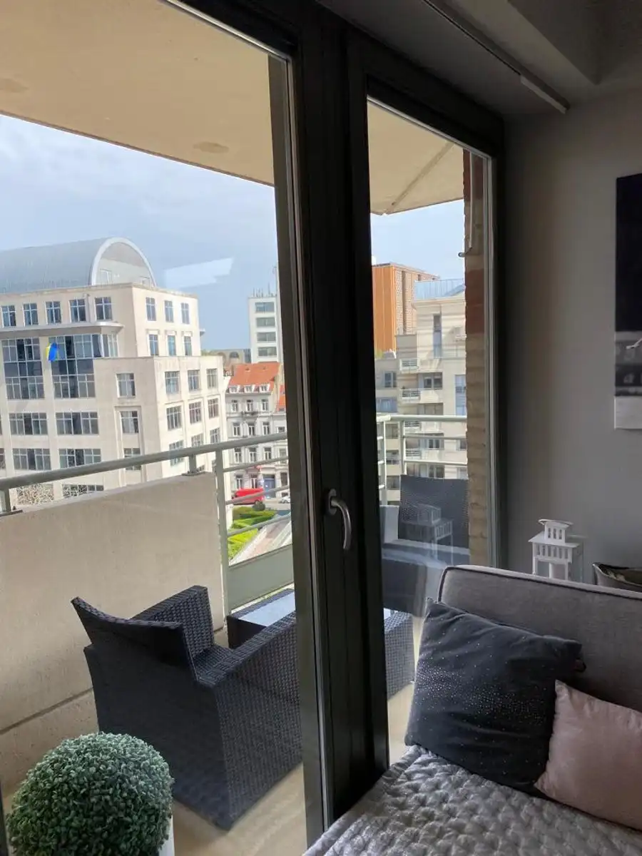 Mooi gemeubeld app. 1k (+ bureau) + MOOI TERRAS ! (EU area) foto 5