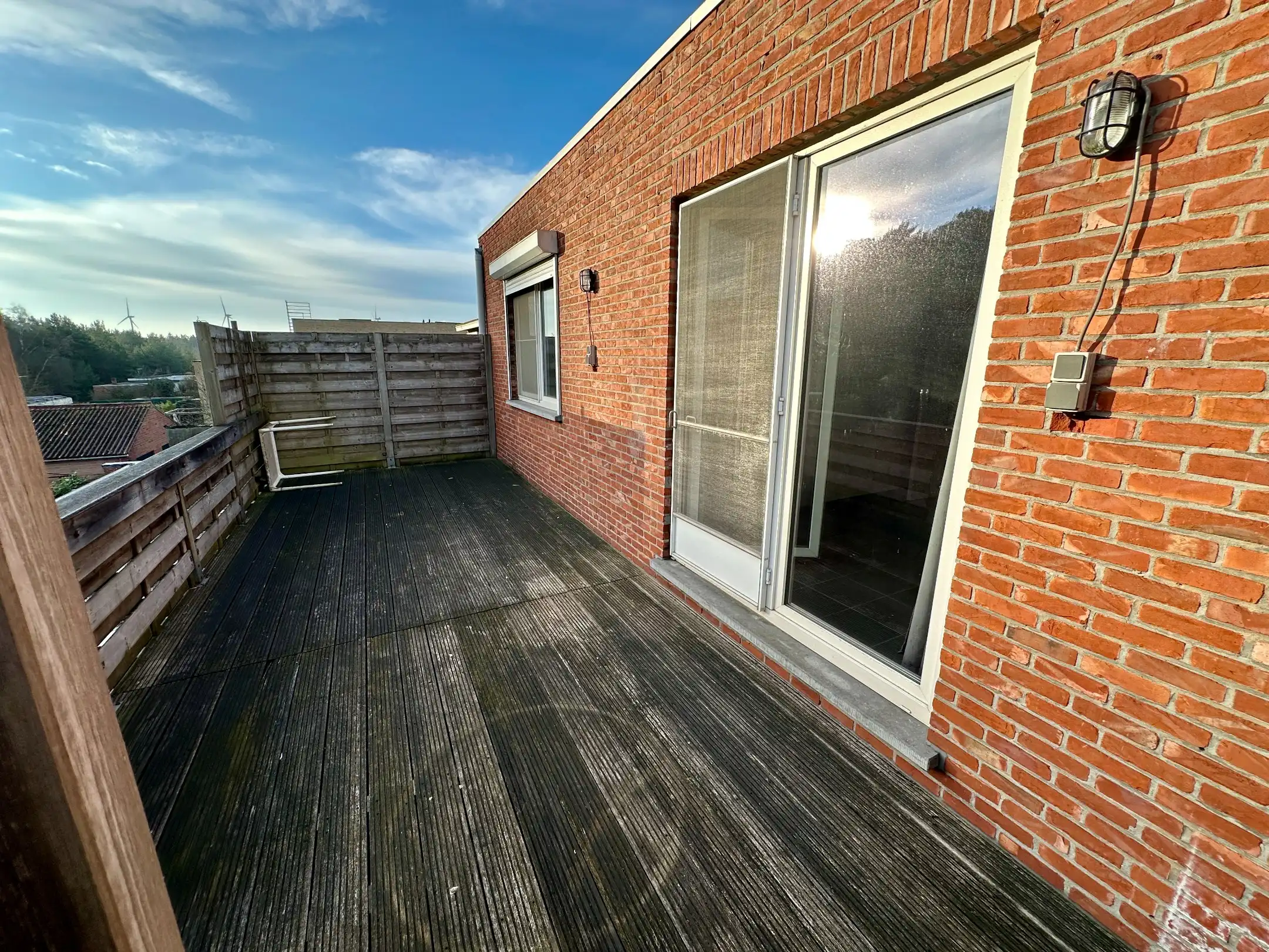 Tweeslaapkamerappartement nabij Genk centrum met groot terras en garagebox foto 23