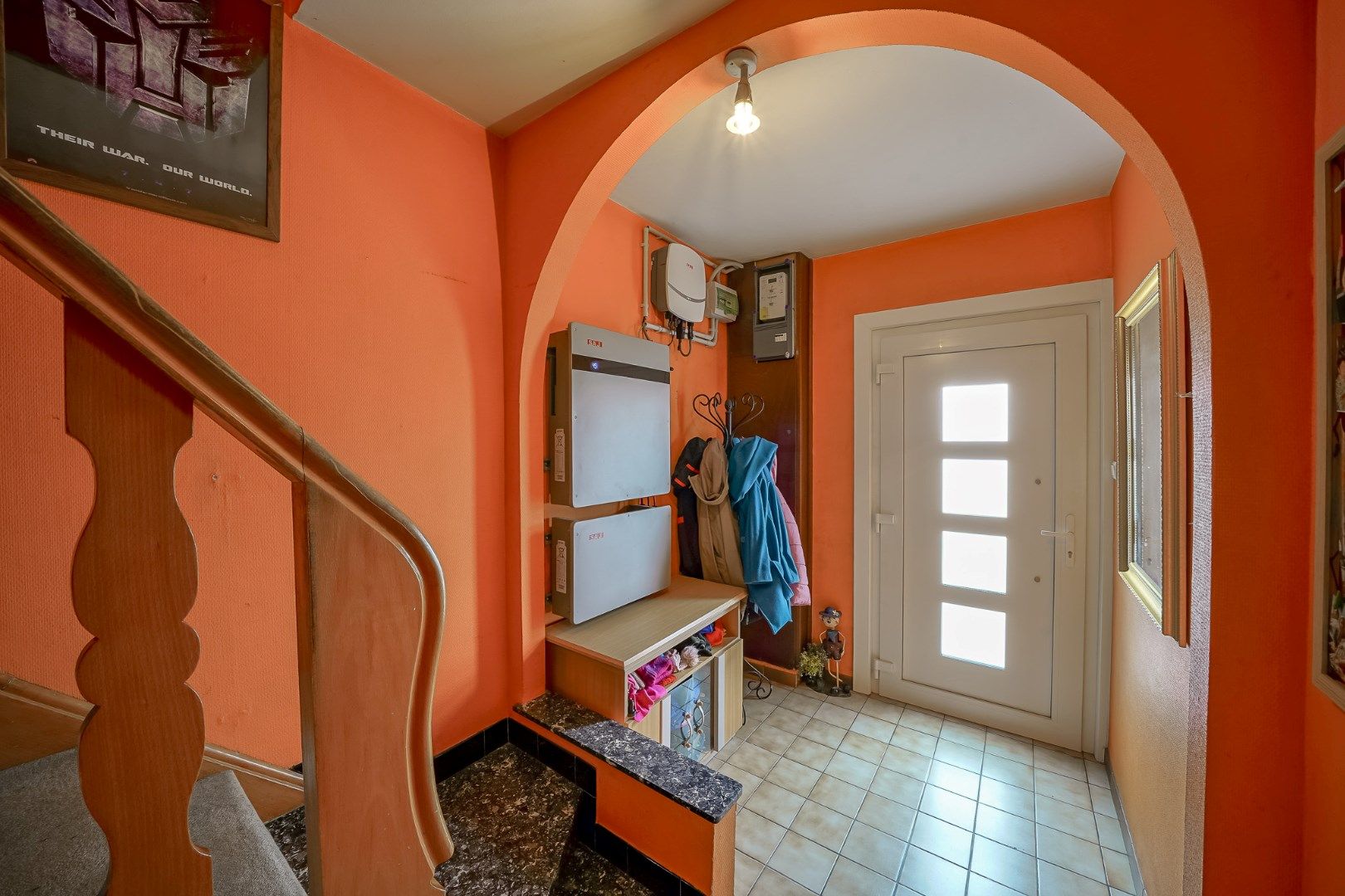 Ruime halfopen woning met 5 slaapkamers en zonnige tuin in Oudenburg foto 12