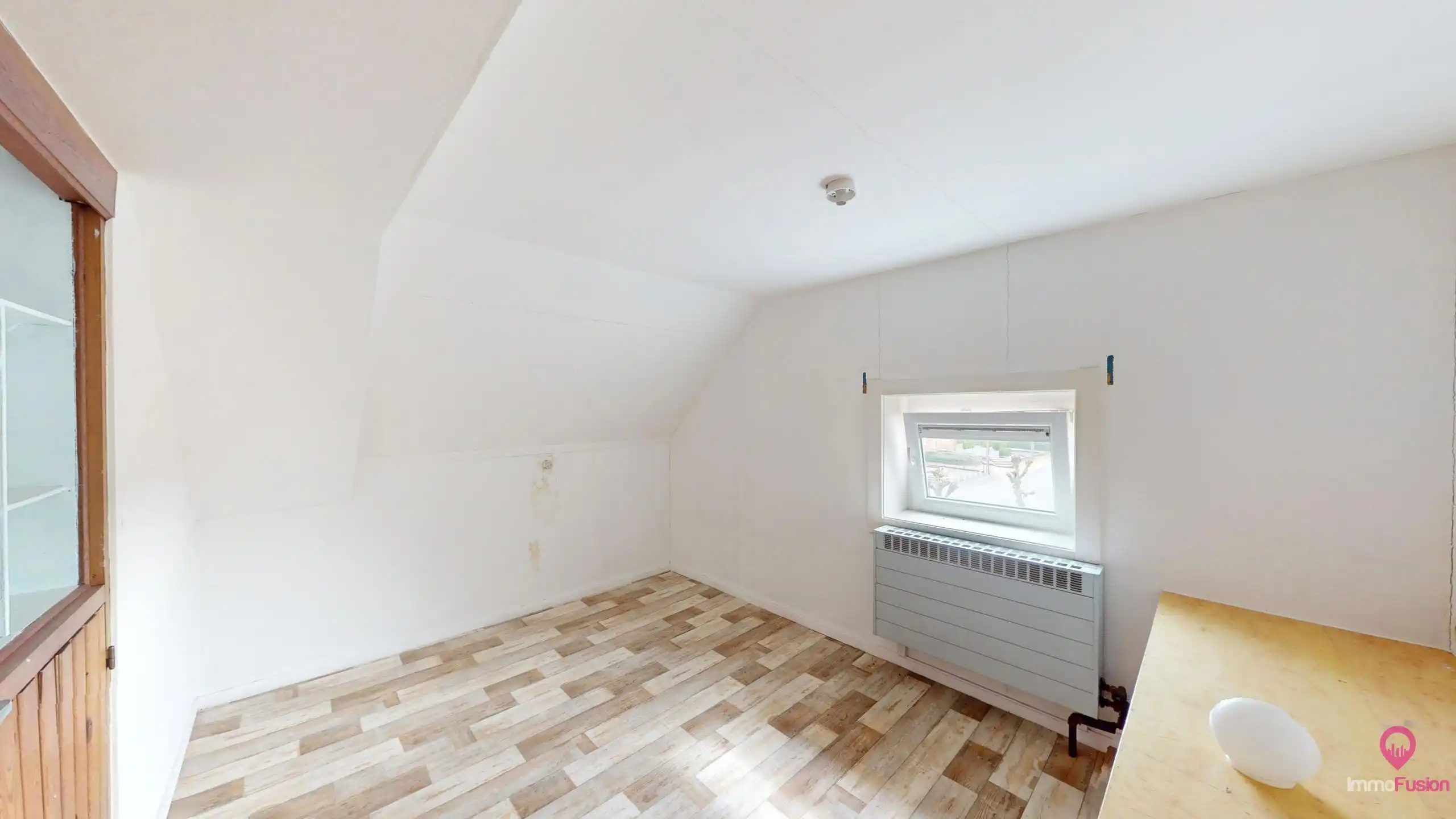 Mooie gezinswoning met 5slpk, rustige ligging nabij centrum! foto 28