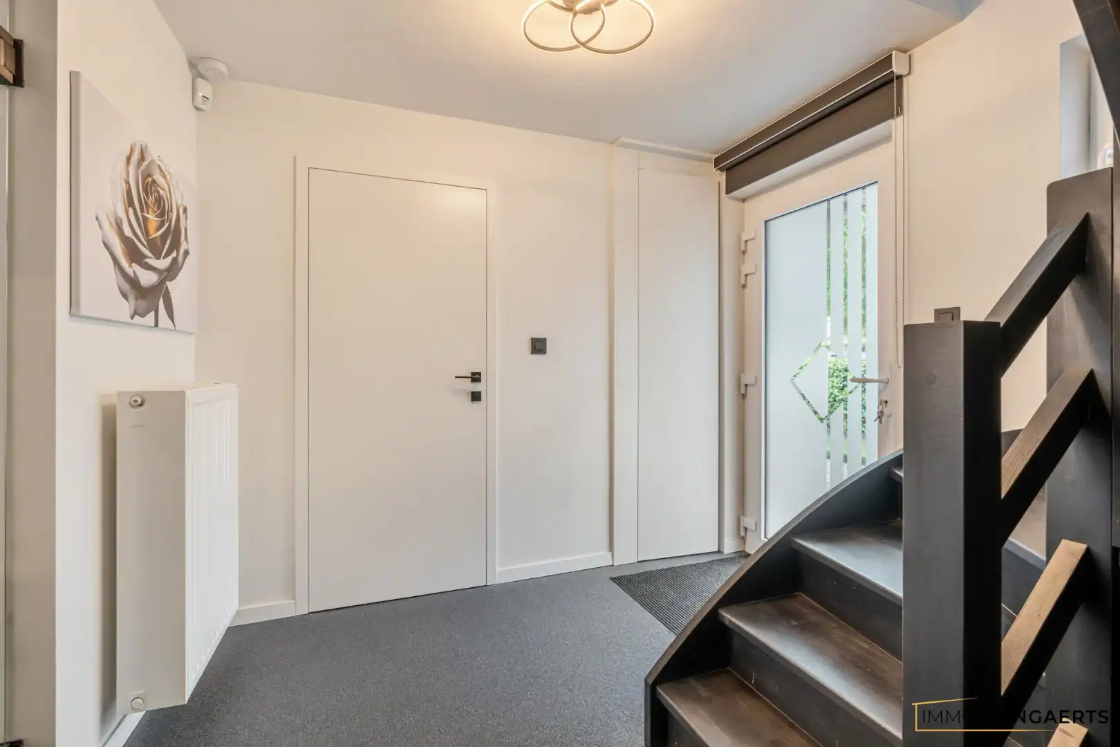 Exclusieve woning met volledig uitgeruste wellnesspraktijk nabij Hasselt foto 4