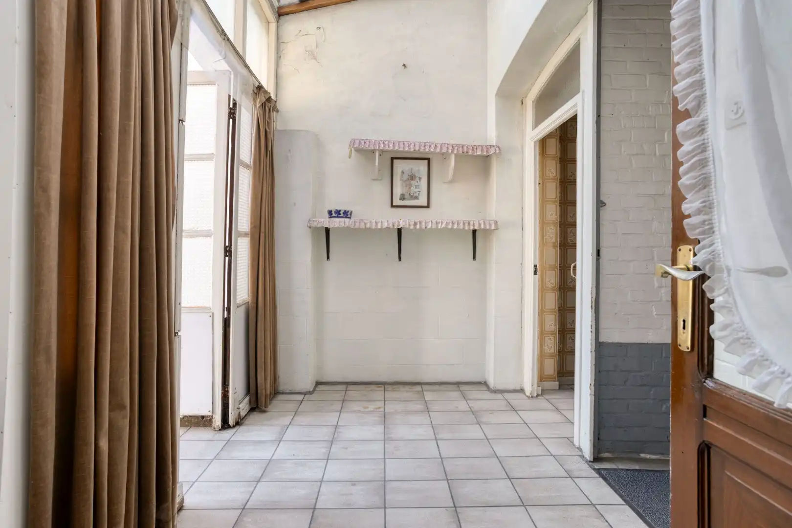 Karaktervolle te renoveren woning met diepe tuin in hartje Wevelgem foto 21