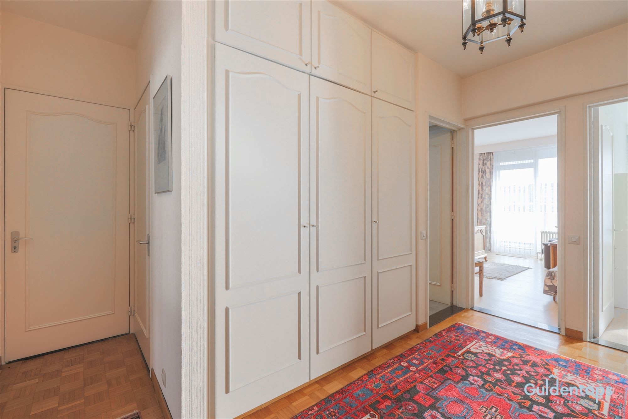  ruim appartement met 2 slaapkamers op topligging foto 2