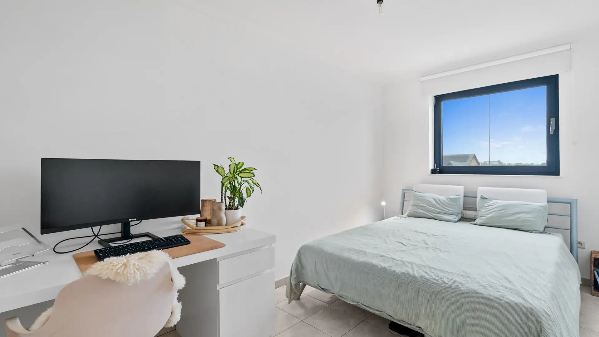 Duplex-appartement met drie slaapkamers en inpandige garage foto 13