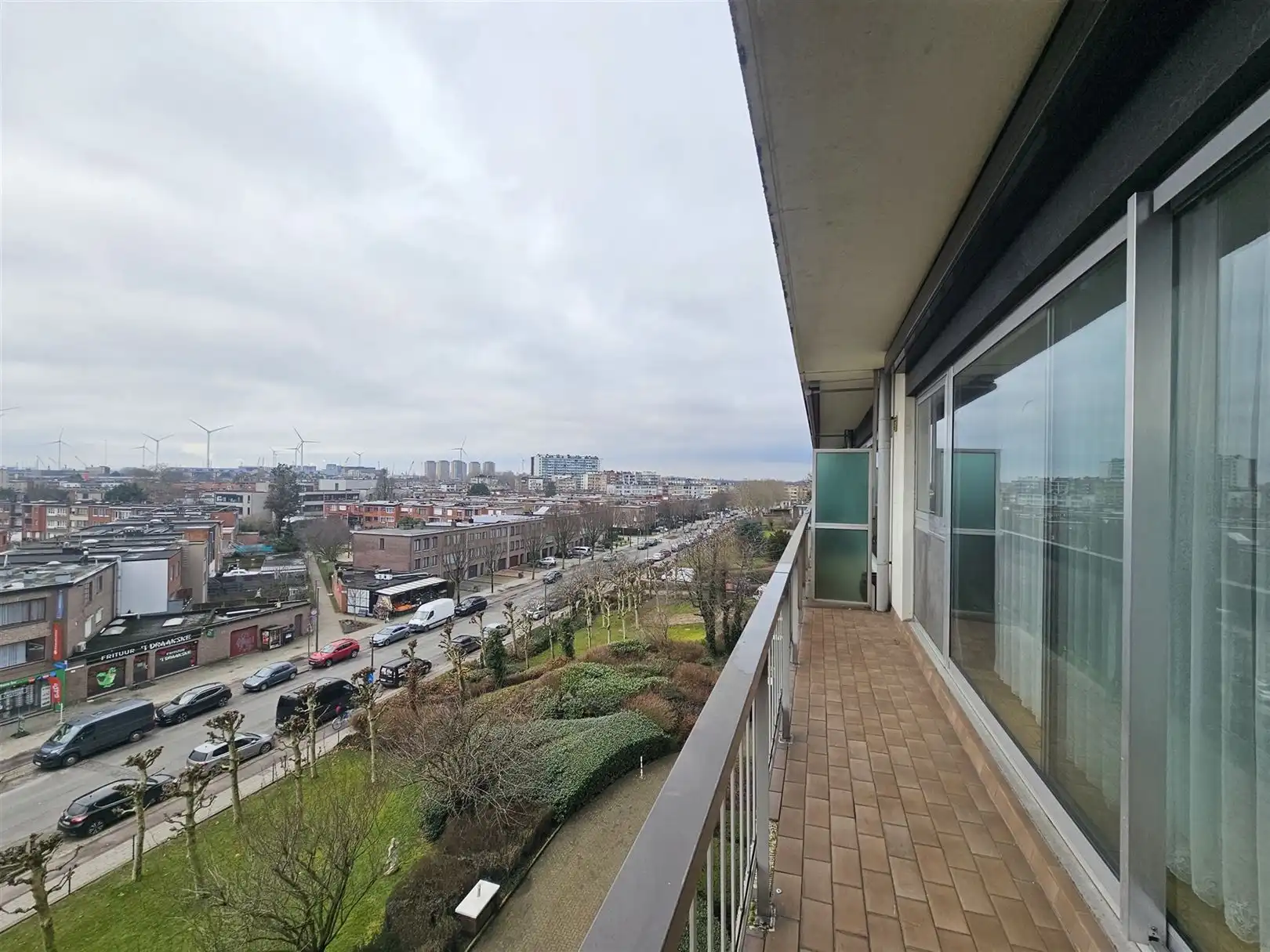 Appartement met 2 slpks en staanplaats. foto 10