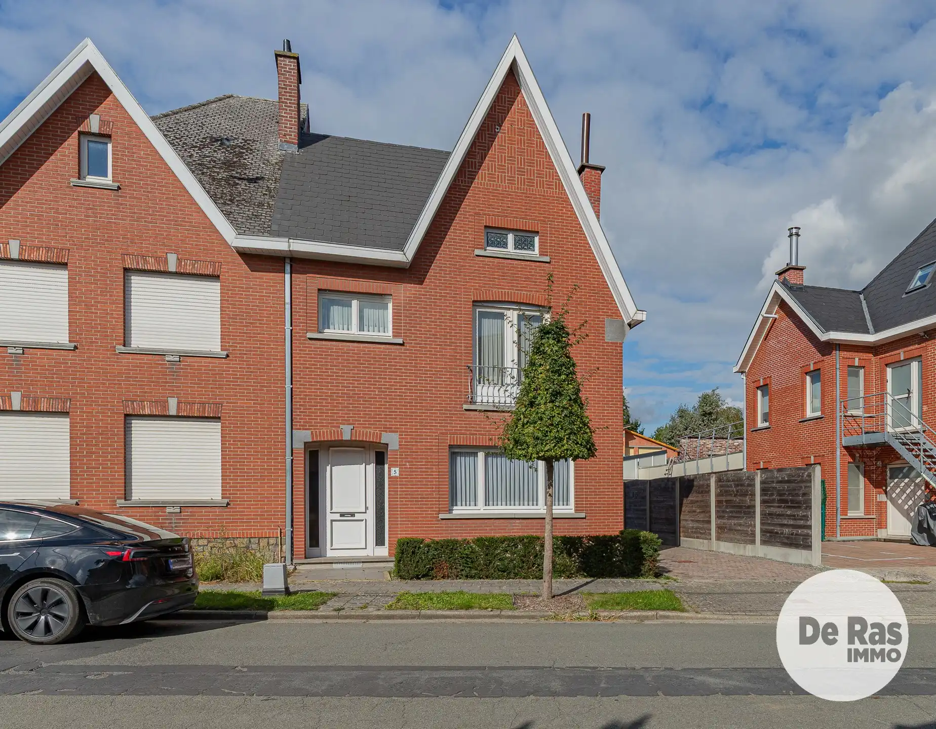 OORDEGEM-  Halfopen bebouwing met centrale ligging foto 30