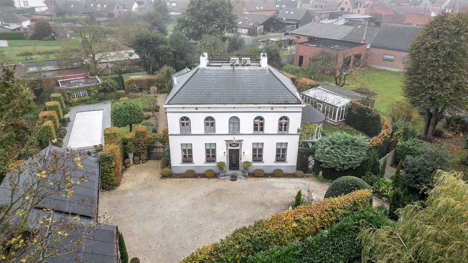 Imposante villa op een perceel van 2125m2 te Grembergen foto 28