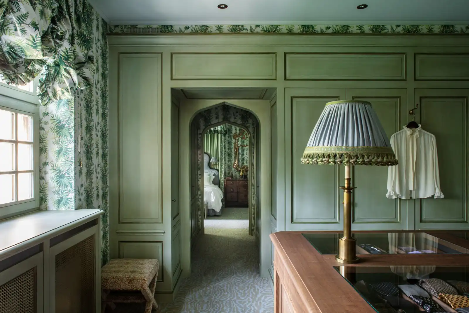 AN EXCEPTIONAL ENGLISH TUDOR RESIDENCE — SCHOTEN, ANTWERP foto 22