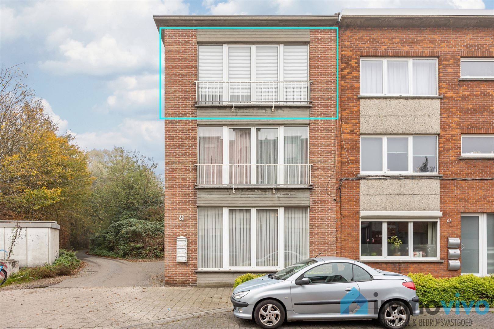 Hoofdfoto van de publicatie: Lichtrijk half-open appartement met 2 slpk's en parking.