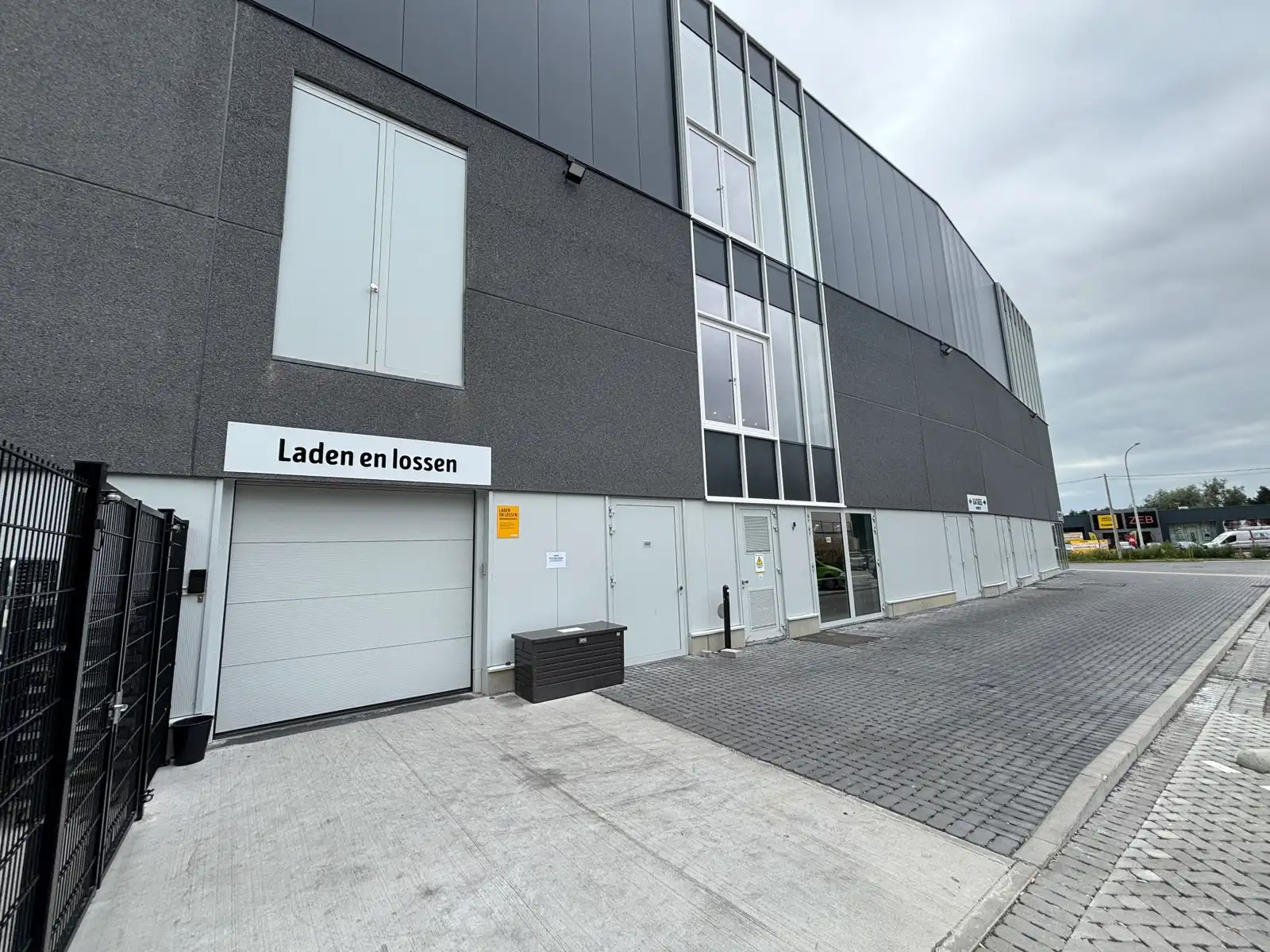 950 m² casco handelspand naast Action en Jumbo Tienen foto 13