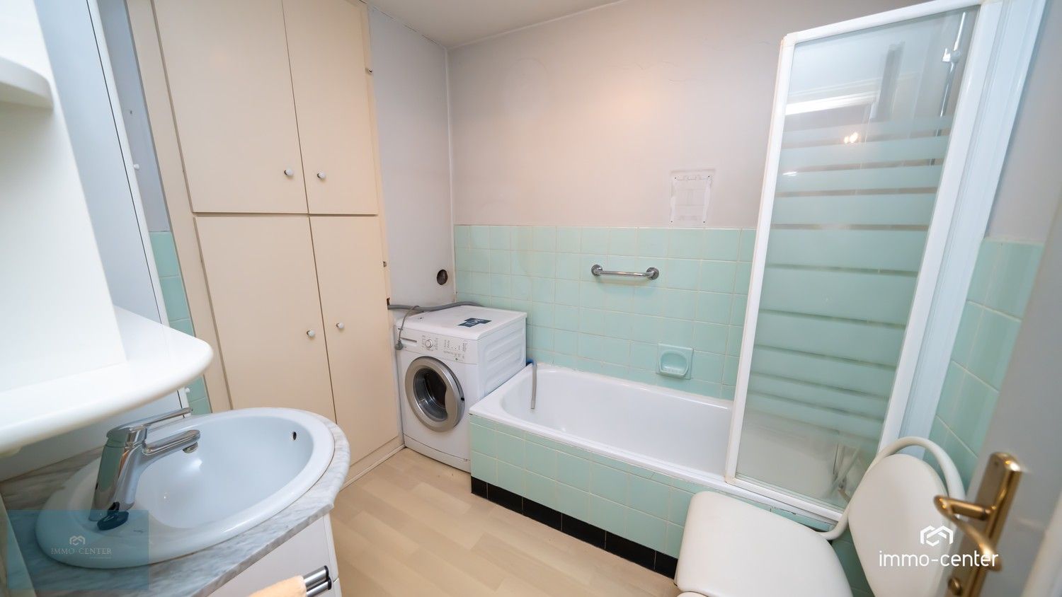 🏡 Instapklaar appartement met 2 slaapkamers in hartje Genk – Winterslagstraat 48 bus 4 foto 18