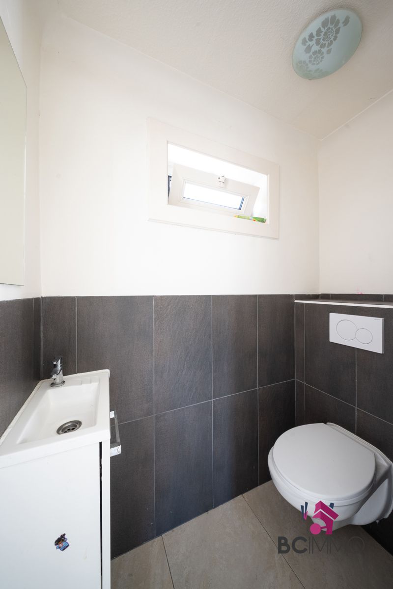 Energiezuinige instapklare gezinswoning op toplocatie in Genk  foto 8