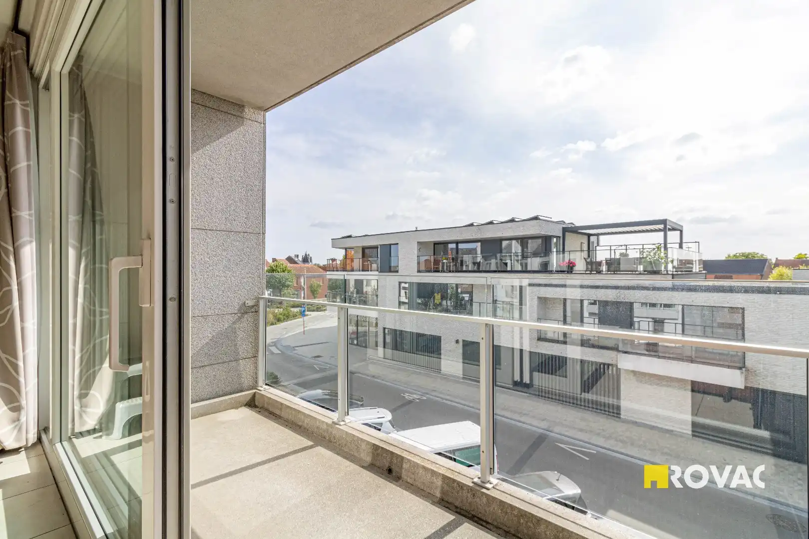 Zeer verzorgd appartement met zonneterras, autostaanplaats met EPC-label A foto 5