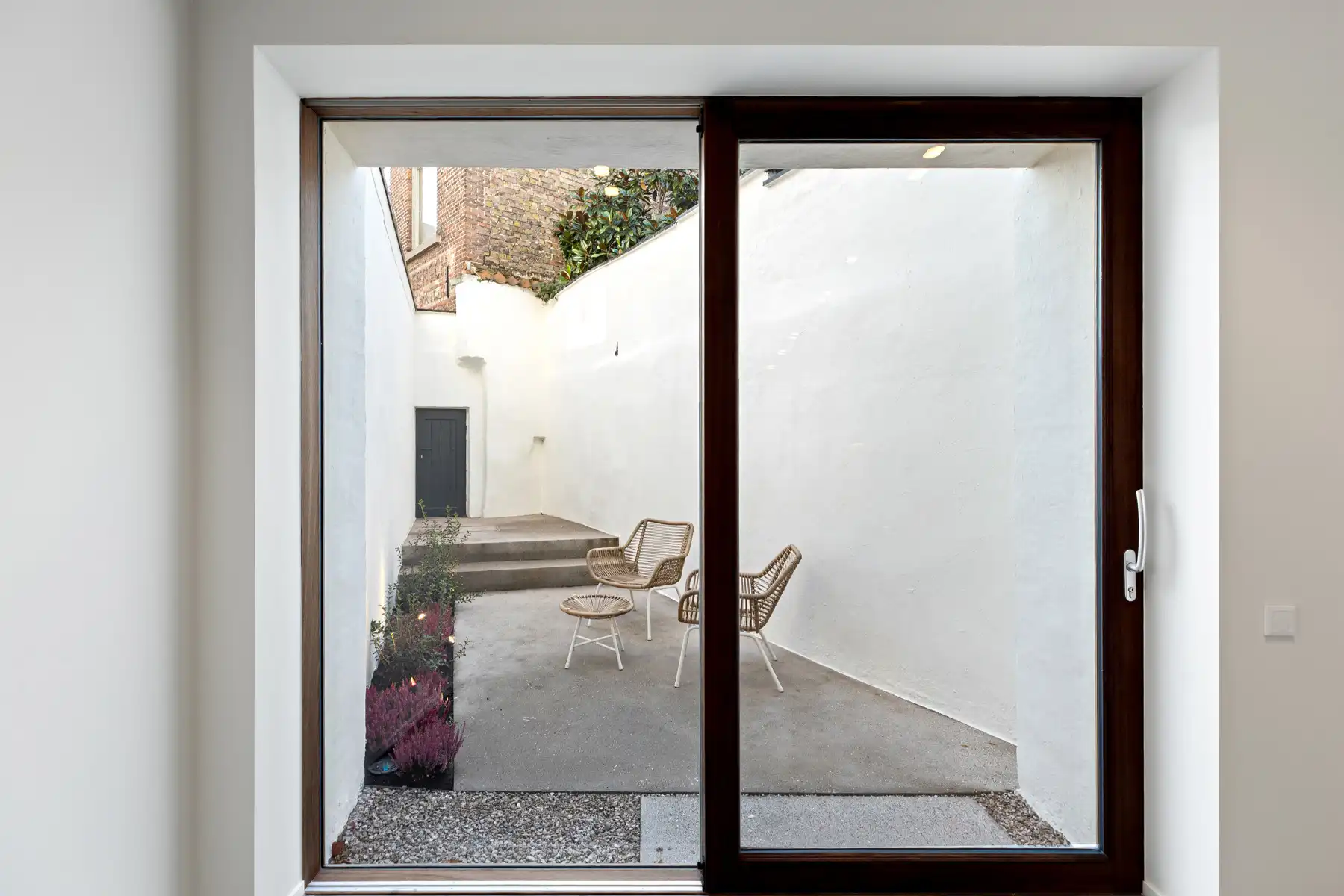 High-end  gerenoveerd met label A in hartje Brugge foto 3