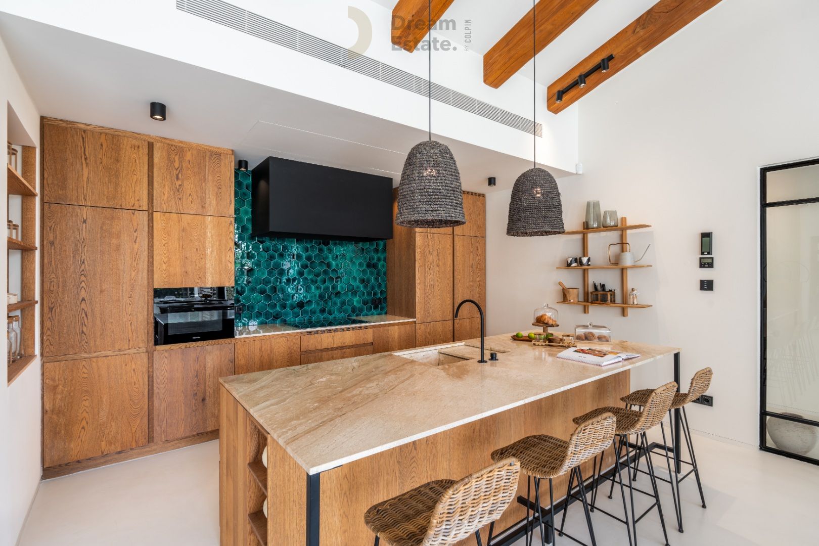 Unieke eerstelijns golfvilla in een exclusieve 'gated community' te Nueva Andalucia foto 12